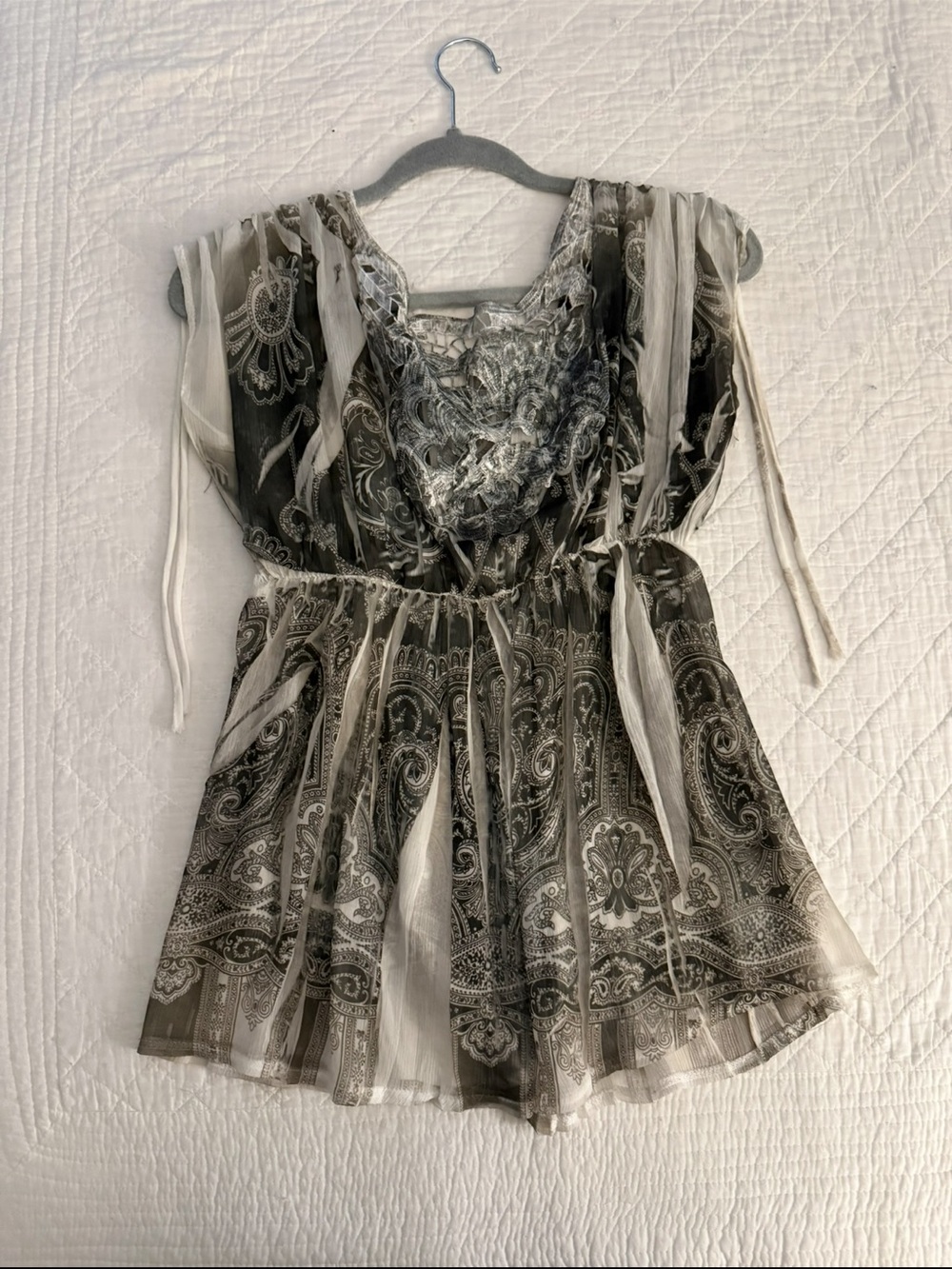 Paisley Tie-Waist Women's Top in Black and Cream
